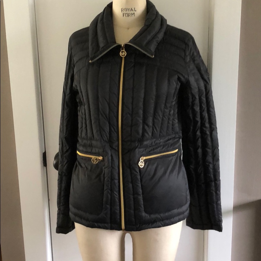 Lightly worn Michael Kors down filled jacket.